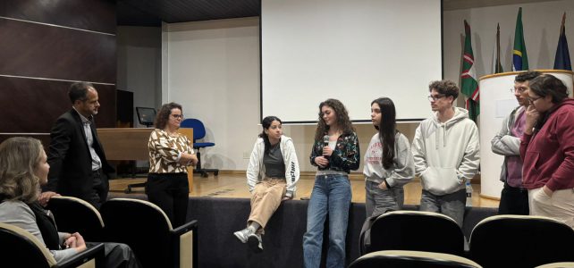 ICS e Universidade Positivo firmam parceria para projeto de extensão em saúde ICS e Universidade Positivo firmam parceria para projeto de extensão em saúde